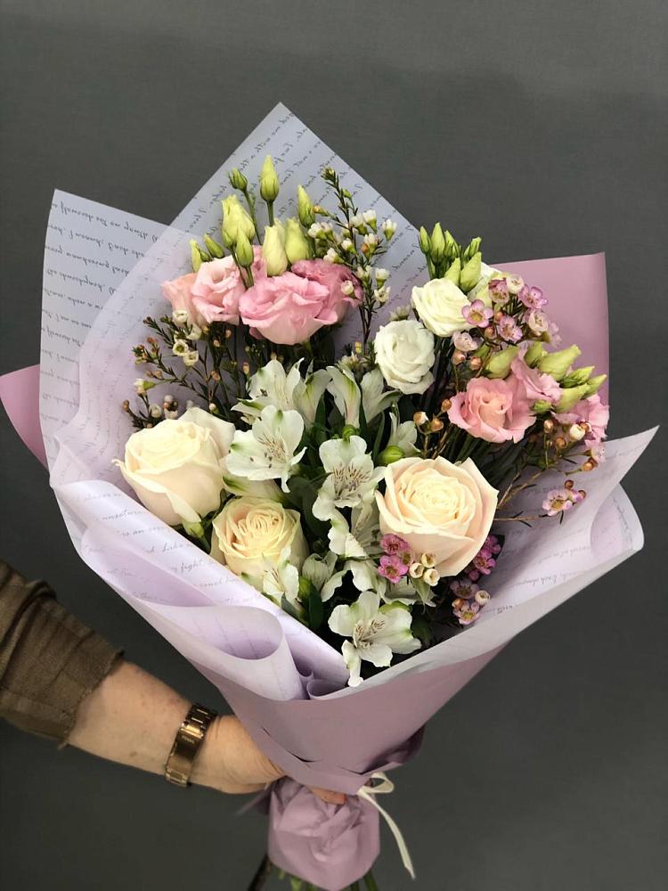 Букет цветов из: Альстромерии, Розы и Лизиантусы в Богородское