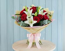 Букет цветов из:  Лилии и Розы в Богородское