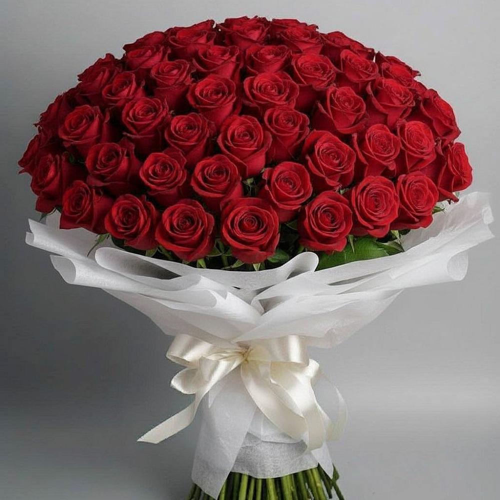 Букет 101 Красная роза Блэк Мэджик в Богородское