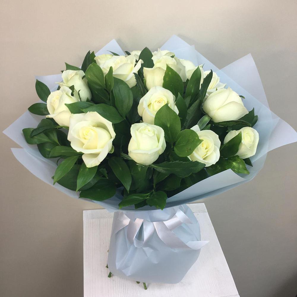 Букет 15 Белых роз Проуд в Богородское