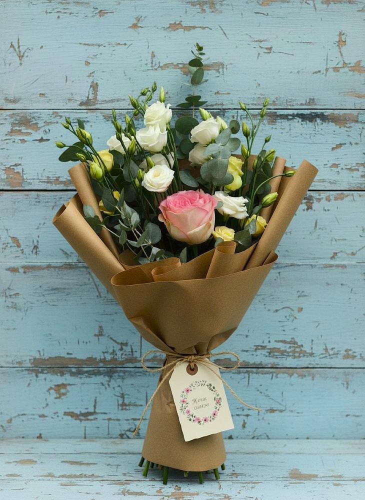 Букет цветов из: Розы и Лизиантусы в Богородское