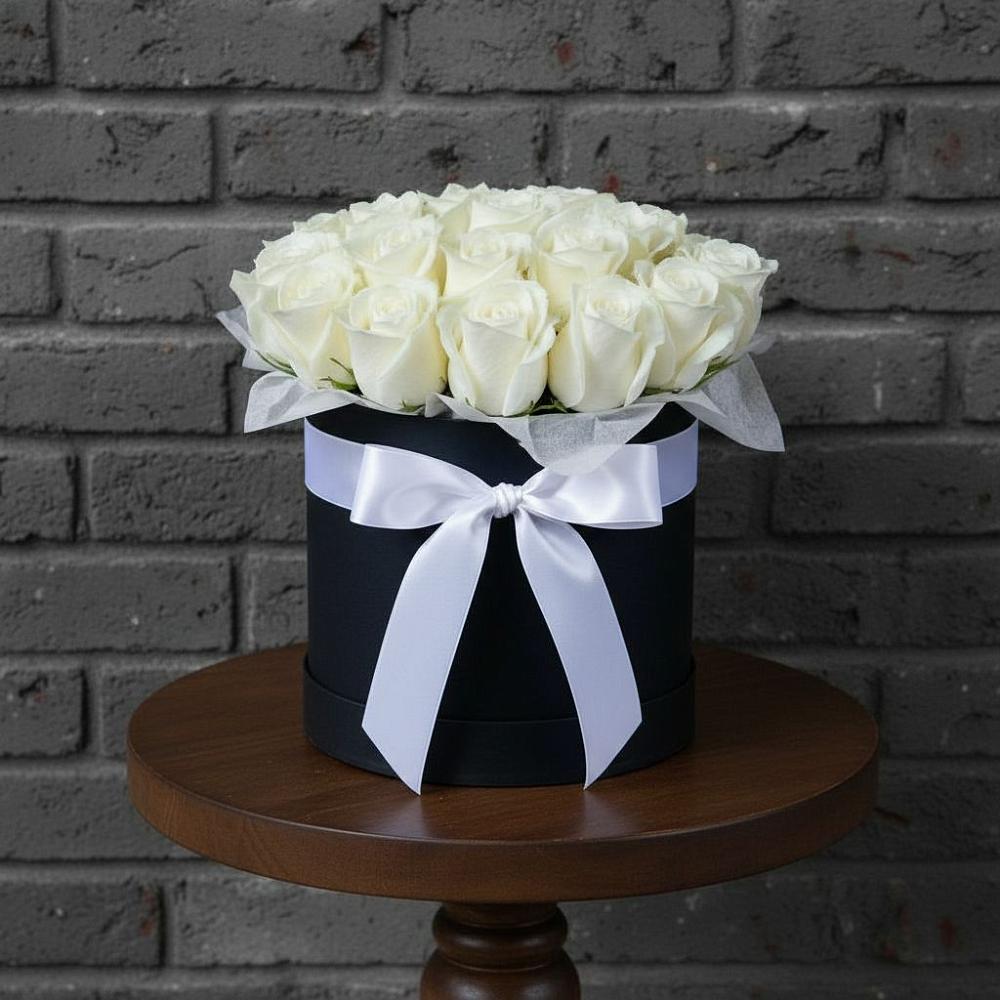 Цветочная композиция из Розы в шляпной коробке в Богородское