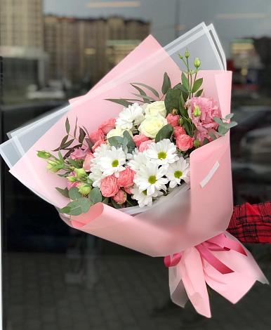 Букет цветов из: Розы, Лизиантусы и Хризантемы в Богородское