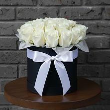 Цветочная композиция из Розы в шляпной коробке в Богородское