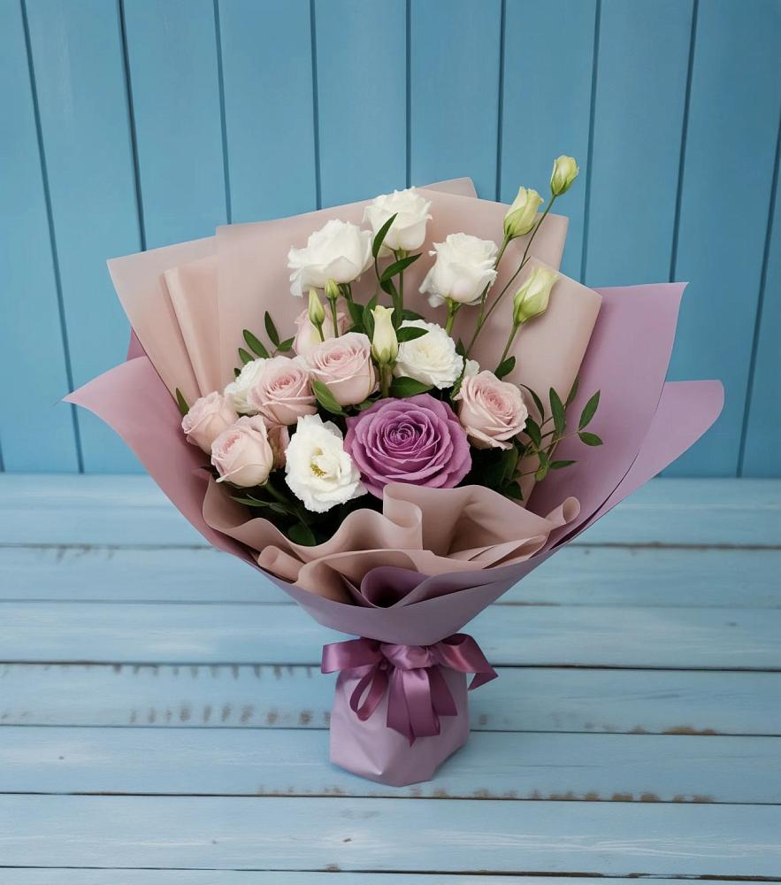 Букет цветов из: Розы и Лизиантусы в Богородское